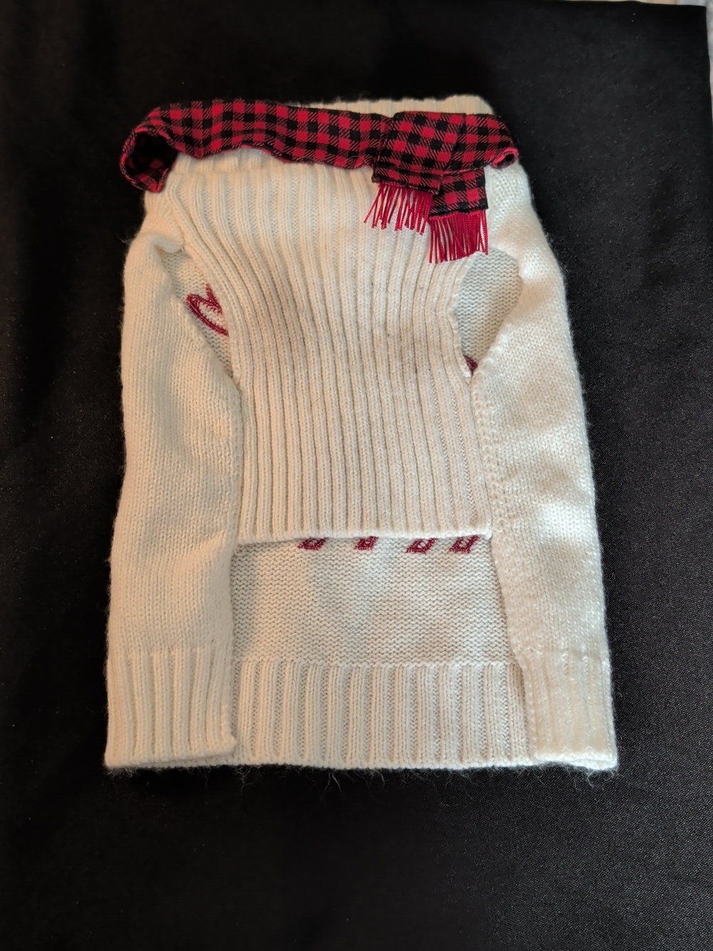 Dog Clothes- Ivory Knit Sweater with Red Buffalo Plaid Moose And Scarf Size XS/S - Picture 3 of 6